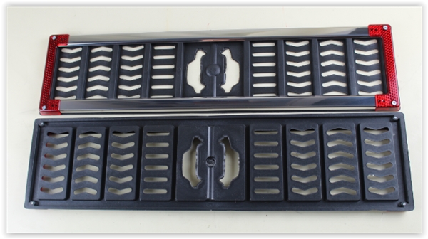 Plaka Altliği Paslanmaz Kirmizi Reflektörlü 2 Li Takim Hirdavat